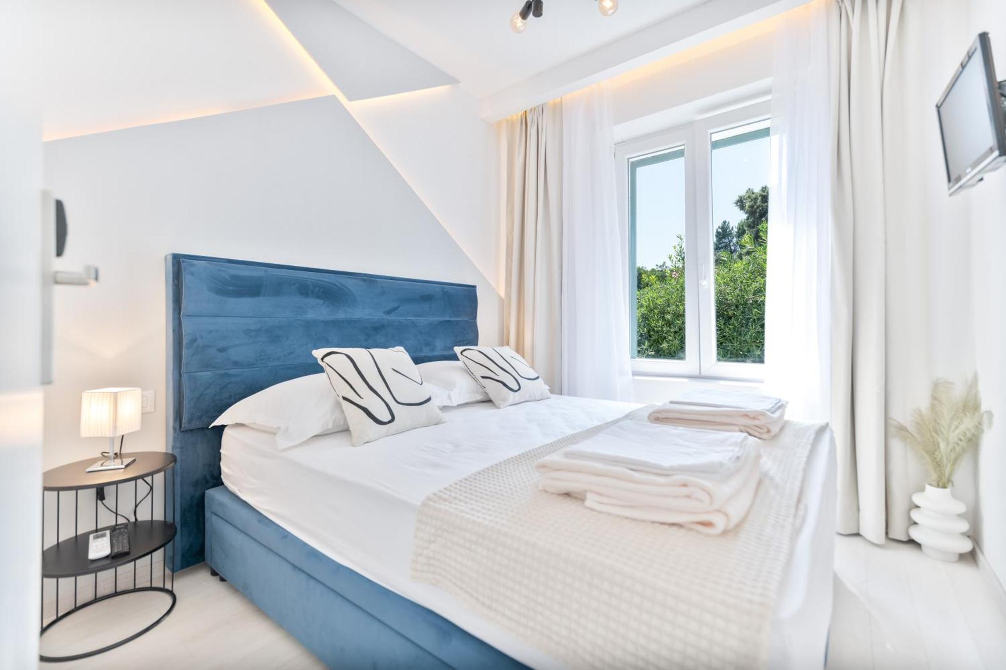 Aurora Beachfront Luxury Rooms&Suites 布雷拉 客房 照片